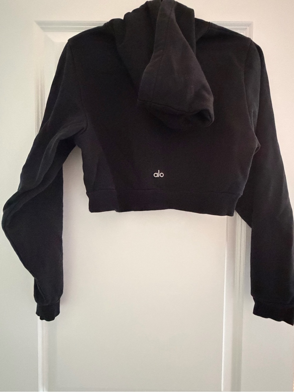Alo Women's Black Cropped Hoodie